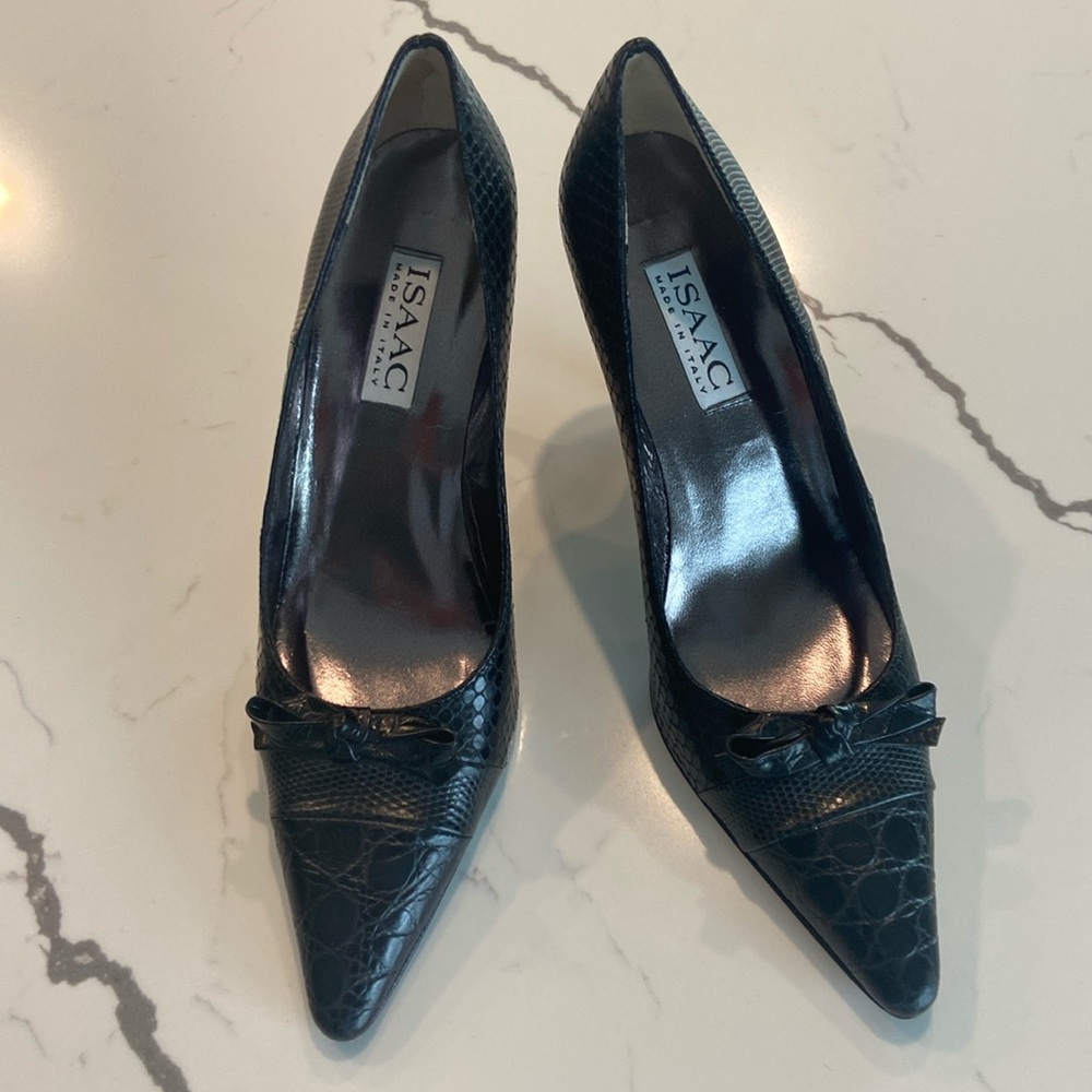 Isaac of Italy leather ladies dress shoe